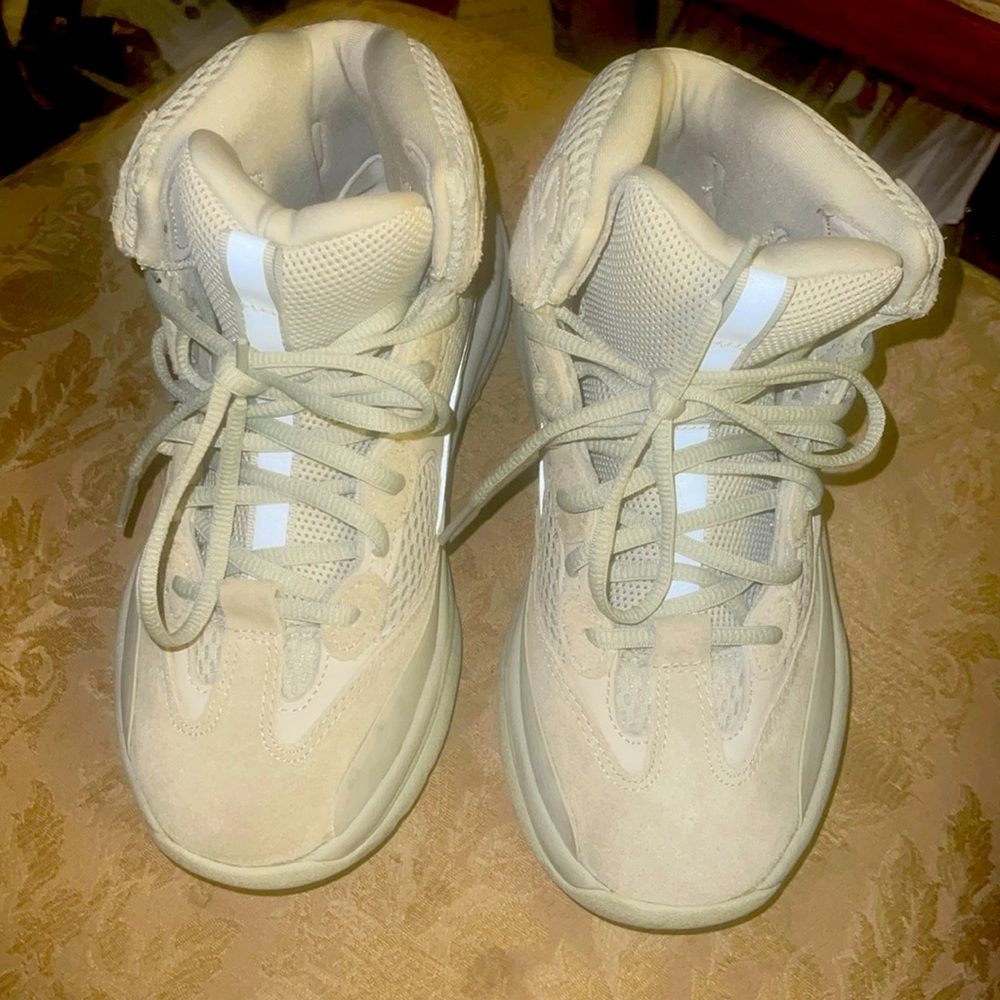 Yeezy Ortholite Adidas High Top Sneaksrs women size 6 Light Grey